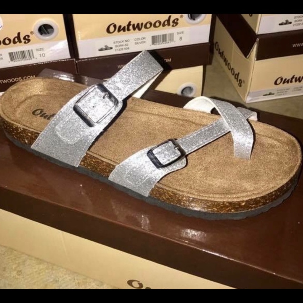 Outwoods Silver Glitter sandals -Birkenstock look alike
New in box